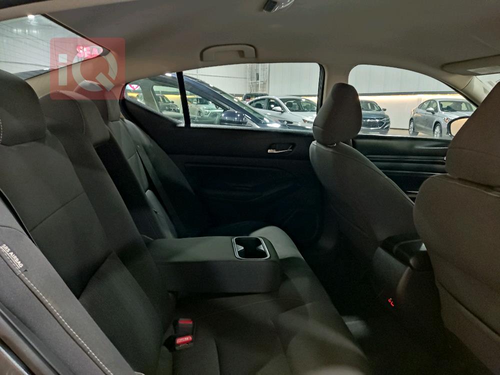 نیسان ئەلتیما